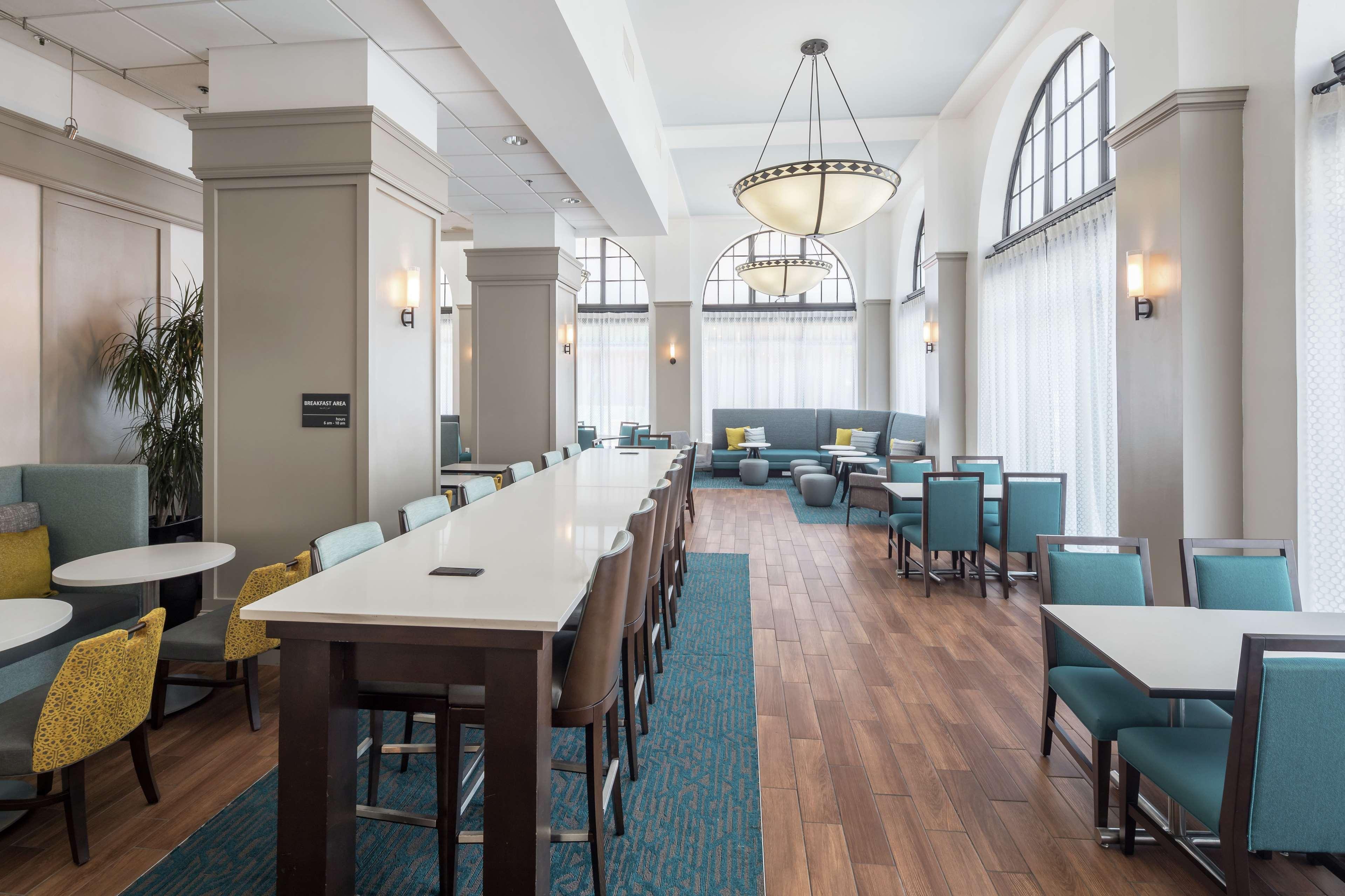 Hampton Inn & Suites Atlanta-Downtown Ngoại thất bức ảnh