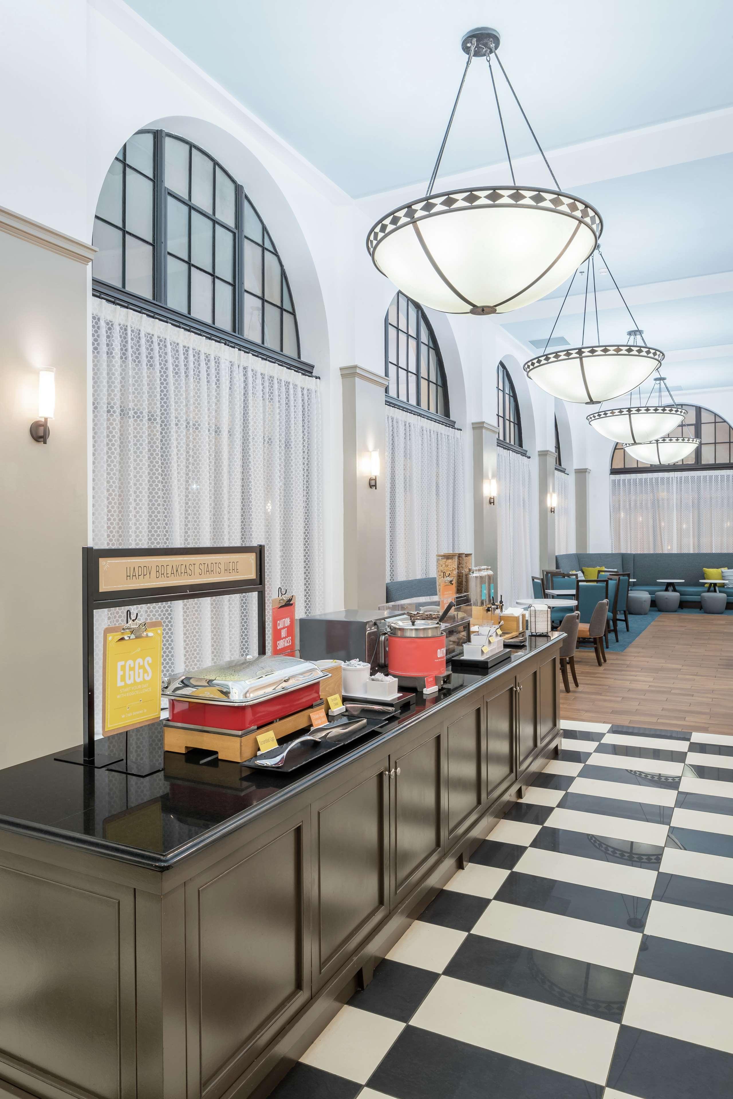 Hampton Inn & Suites Atlanta-Downtown Ngoại thất bức ảnh