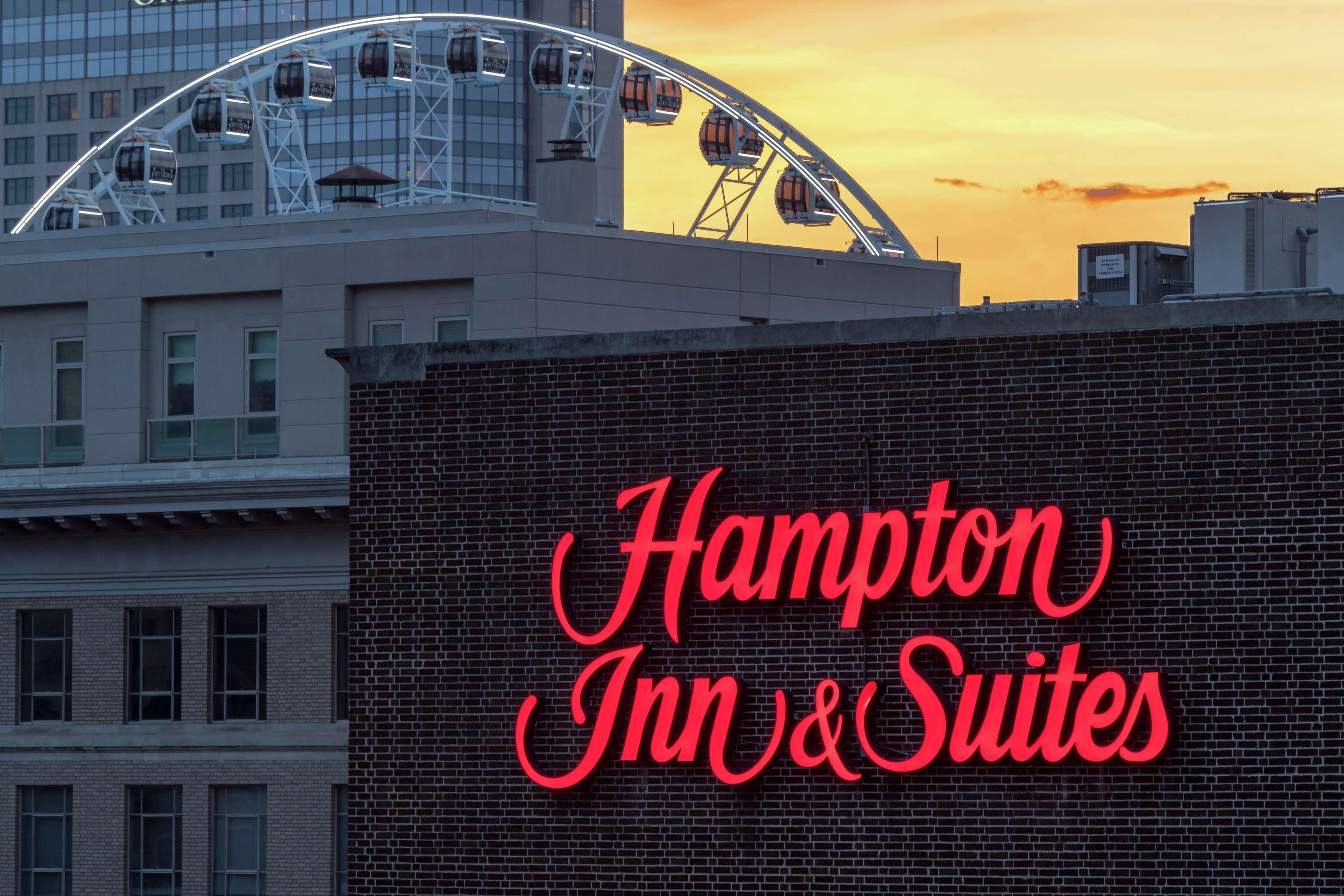 Hampton Inn & Suites Atlanta-Downtown Ngoại thất bức ảnh