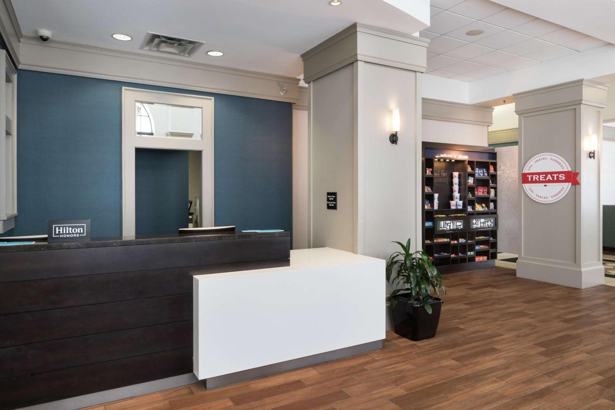 Hampton Inn & Suites Atlanta-Downtown Ngoại thất bức ảnh